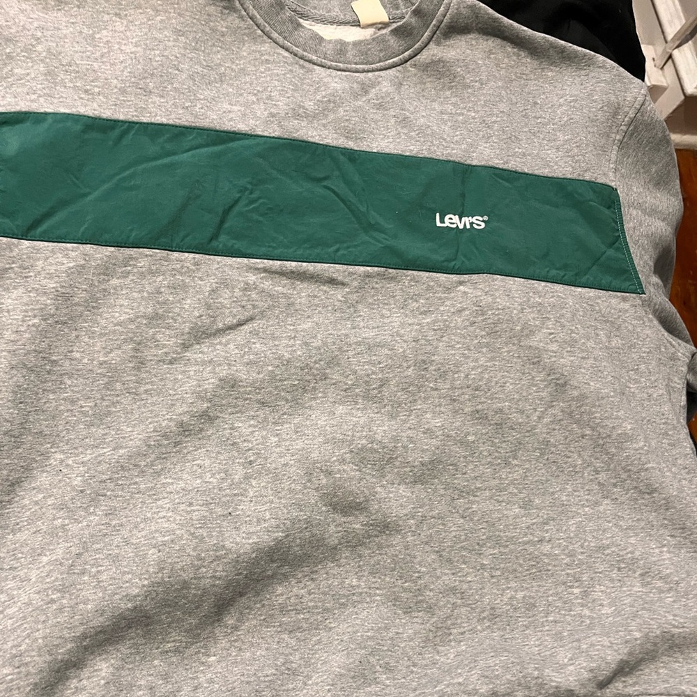 Levis Fleece Crewneck Sweatshirt